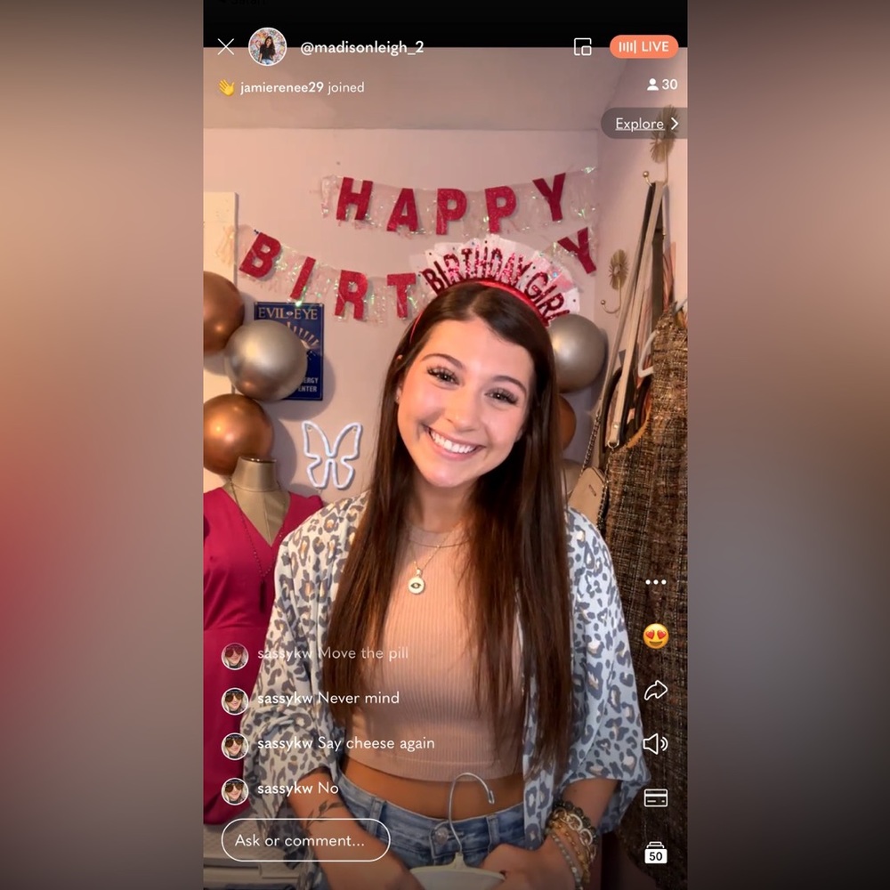 🍒Madisonleigh _2  Train Shows 🍒 - Picture 11 of 11
